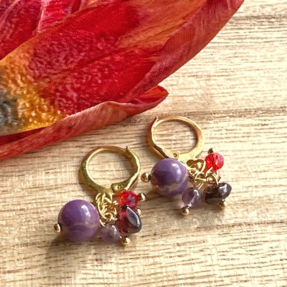 Kunzite confetti dangle gold chandelier earrings/multicolored healing crystal - Picture 2 of 2